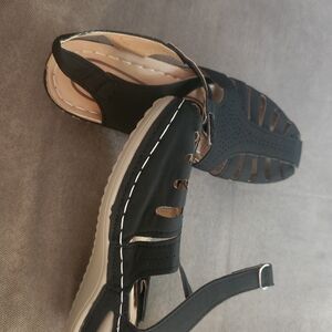 SHEIN Black Cutout Sandals